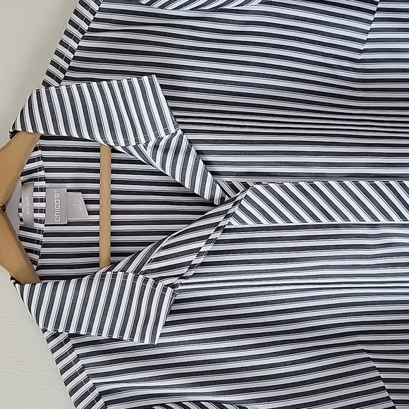 Chico's Grey White Stripe No Iron Popover Tunic 3/4 Sleeve Size Large/12 - Picture 2 of 7